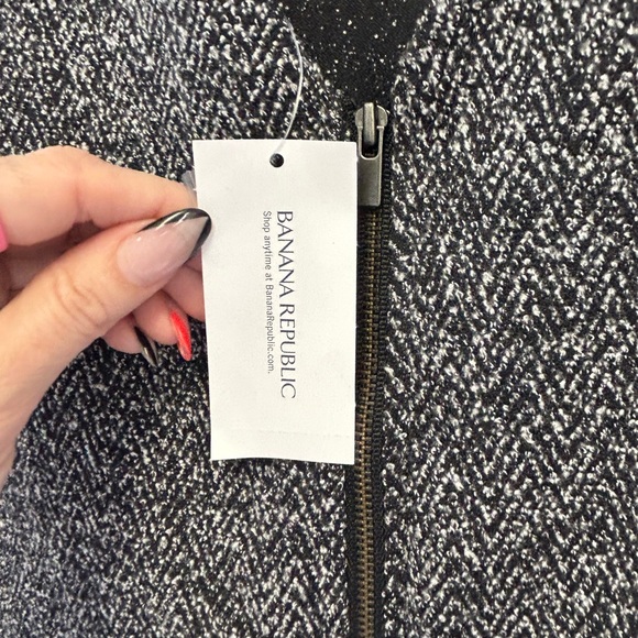 Banana Republic Dressy Zip Tank Size 12 - Picture 5 of 7